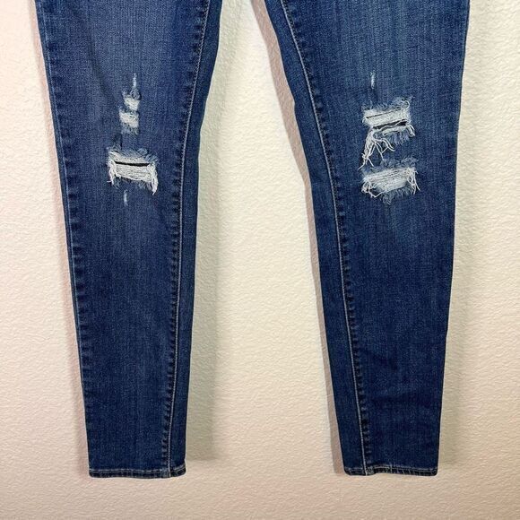 Levi's Women's 711 Skinny Jeans Distressed Denim 5 Pocket Medium Wash Size 27 - Picture 3 of 7